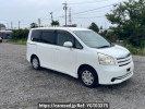 Toyota Noah ZRR70G