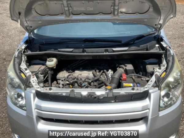 Used 2007 AT toyota noah ZRR75W Image[9]