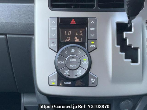 Used 2007 AT toyota noah ZRR75W Image[21]