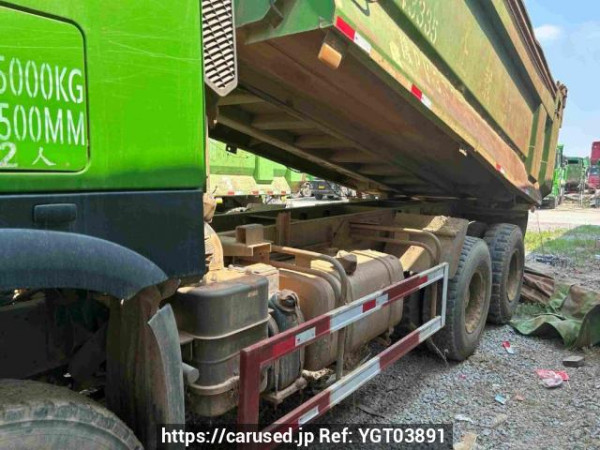 Used 2019 MT howo 380 SGZ5250ZLJZZ5W38 Image[6]