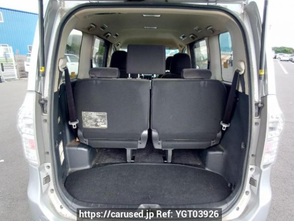 Used 2010 AT toyota voxy ZRR75G Image[9]