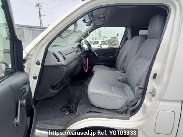 Used 2008 AT toyota regiusace-van TRH200K Image[14]