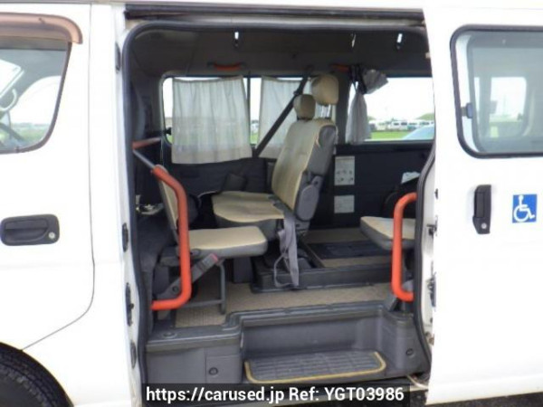 Used 2004 AT nissan caravan-bus DWMGE25 Image[14]