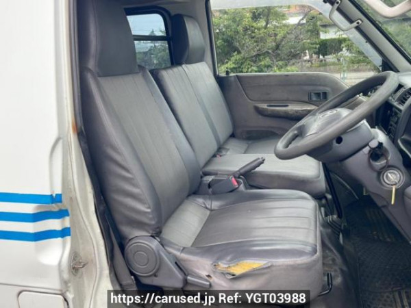 Used 2010 MT mazda bongo-van SK82V Image[12]