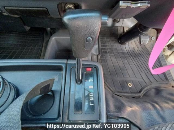 Used 2001 AT toyota hiace-wagon RZH111G Image[22]