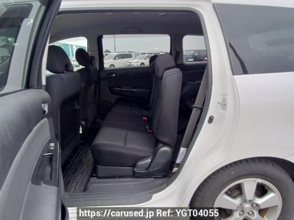 Used 2005 AT toyota wish ZNE10G Image[16]