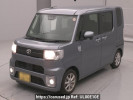 Toyota Pixis Mega LA700A