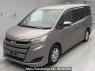 Used 2018 AT toyota noah ZWR80G Image[0]