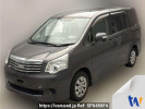 Toyota Noah ZRR70G