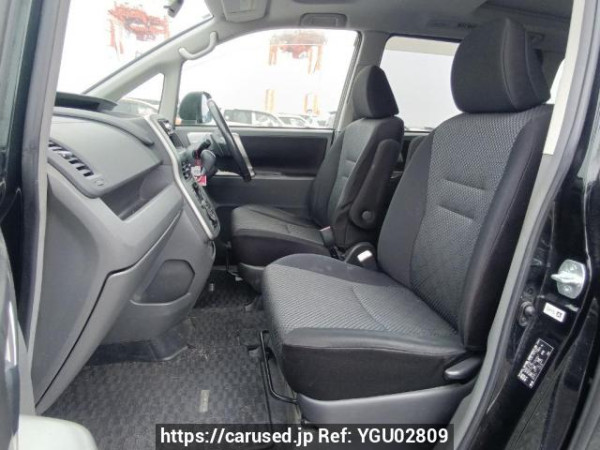 Used 2008 AT toyota noah ZRR70W Image[13]