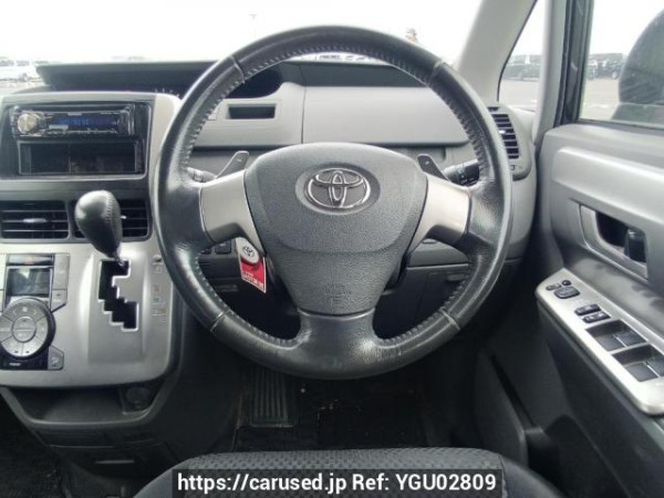 Used 2008 AT toyota noah ZRR70W Image[20]