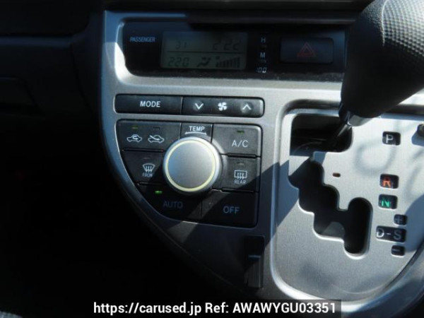 Used 2007 AT toyota wish ZNE10G Image[29]