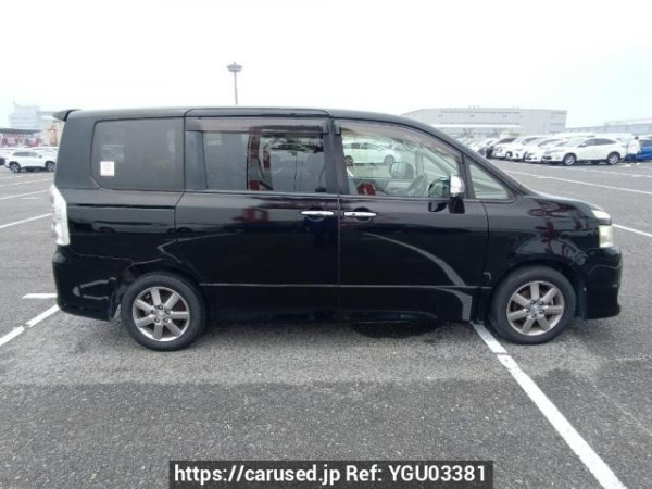 Used 2009 AT toyota voxy ZRR70W Image[7]