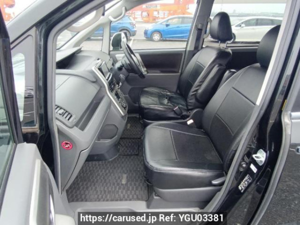 Used 2009 AT toyota voxy ZRR70W Image[13]