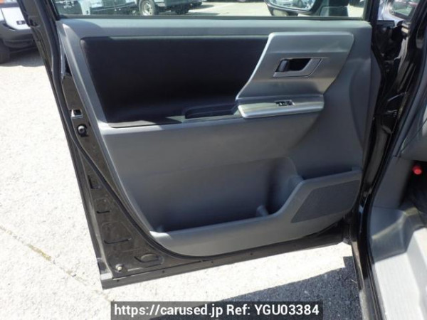 Used 2009 AT toyota noah ZRR70W Image[13]