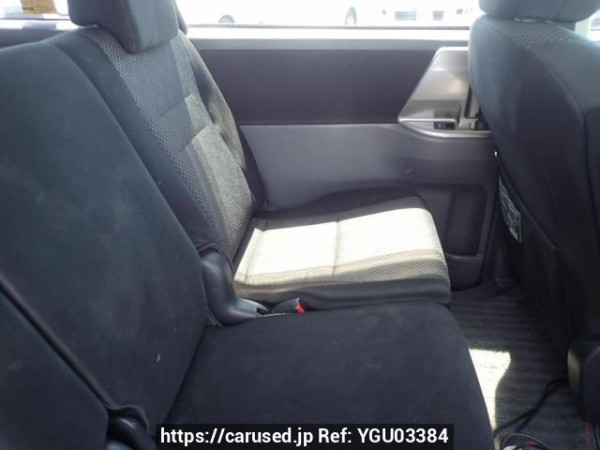 Used 2009 AT toyota noah ZRR70W Image[15]
