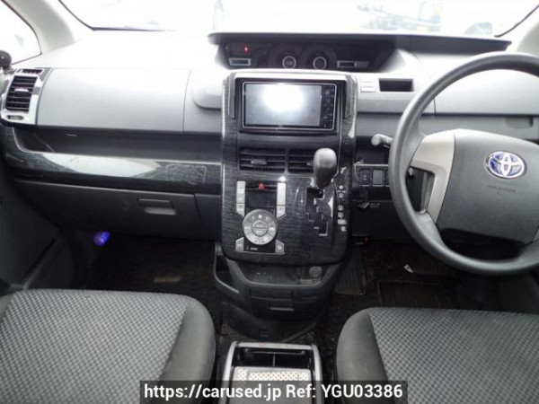 Used 2009 AT toyota noah ZRR75W Image[22]