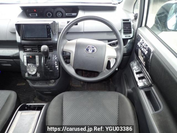 Used 2009 AT toyota noah ZRR75W Image[24]