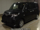 Toyota Roomy M900A