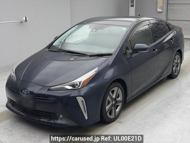 Buy Used 2021 Toyota Prius ZVW51 (UL00E21D) - Carused.jp