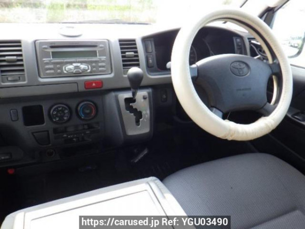 Used 2005 AT toyota regiusace-van KDH205V Image[16]