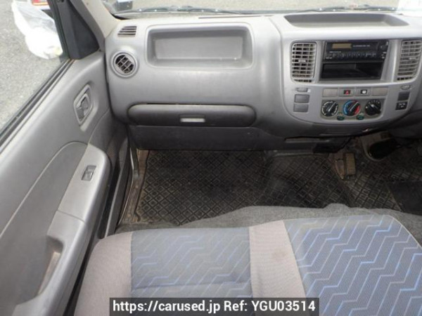 Used 2005 AT nissan caravan-van VPE25 Image[19]