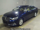 Toyota Crown GRS211