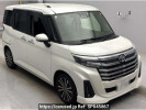 Toyota Roomy M900A