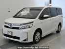 Toyota Voxy ZWR80G