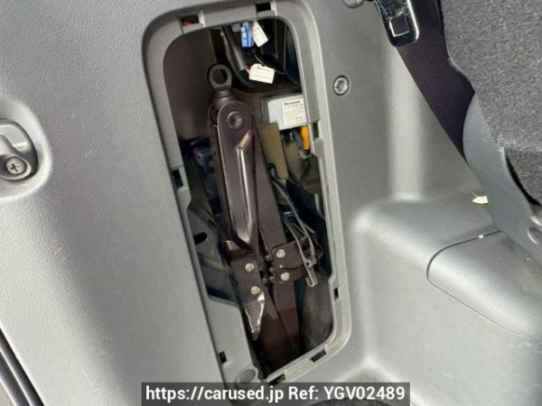 Used 2009 AT toyota voxy ZRR70W Image[46]