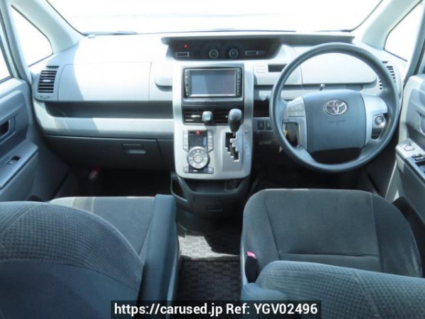 Used 2009 AT toyota noah ZRR70G Image[23]