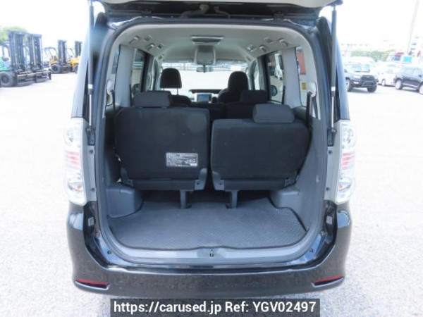 Used 2009 AT toyota voxy ZRR70W Image[8]