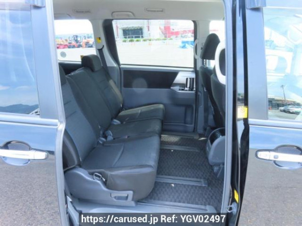 Used 2009 AT toyota voxy ZRR70W Image[17]