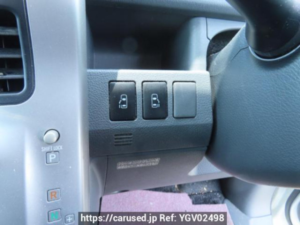 Used 2008 AT toyota voxy ZRR70W Image[33]
