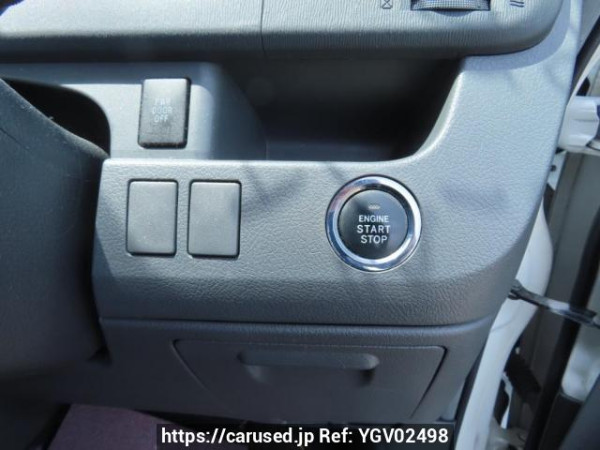 Used 2008 AT toyota voxy ZRR70W Image[34]