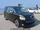 Toyota Voxy ZRR70W