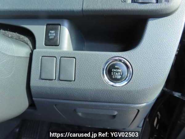 Used 2008 AT toyota voxy ZRR70W Image[33]