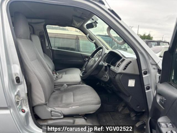 Used 2006 MT toyota hiace-van KDH205V Image[10]