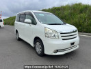 Toyota Noah ZRR75G