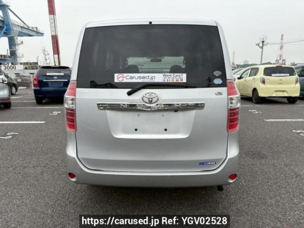 Used 2009 AT toyota noah ZRR70G Image[5]