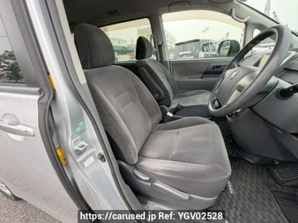 Used 2009 AT toyota noah ZRR70G Image[12]