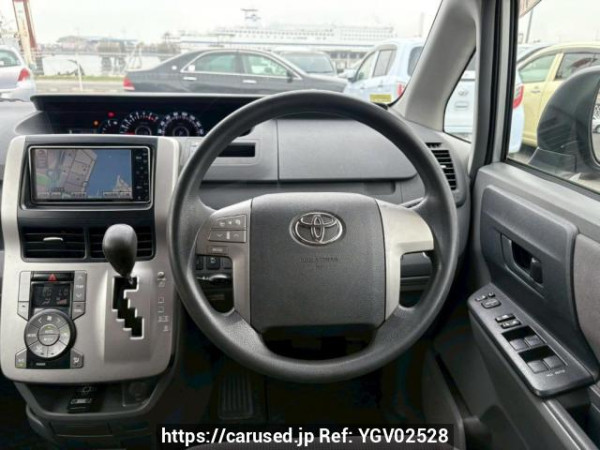 Used 2009 AT toyota noah ZRR70G Image[21]