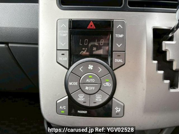 Used 2009 AT toyota noah ZRR70G Image[27]