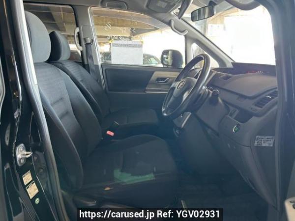 Used 2009 AT toyota voxy ZRR75W Image[12]
