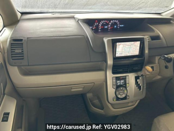 Used 2009 AT toyota noah ZRR70W Image[18]