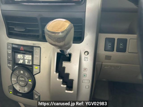 Used 2009 AT toyota noah ZRR70W Image[23]