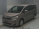 Toyota Voxy ZRR85G