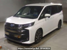 Toyota Noah ZWR90W