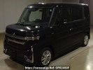 Suzuki Spacia Custom MK94S