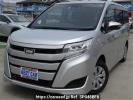 Toyota Noah ZRR80G